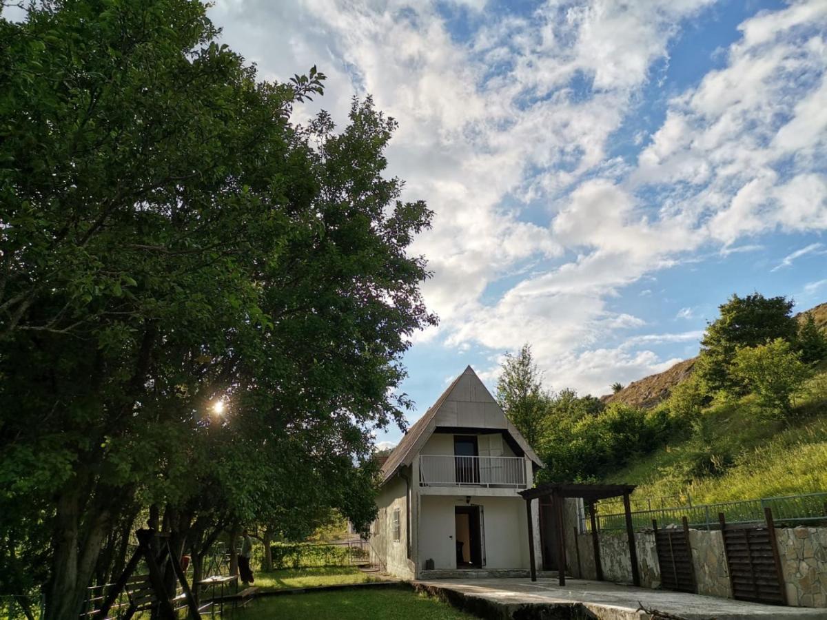 Vila Vikendica Na Jezeru Gacko Exteriér fotografie